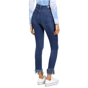 BlankNYC The Bond Mid Rise Fringe Hem Skinny Jean, Style #01CG1518, Size 25